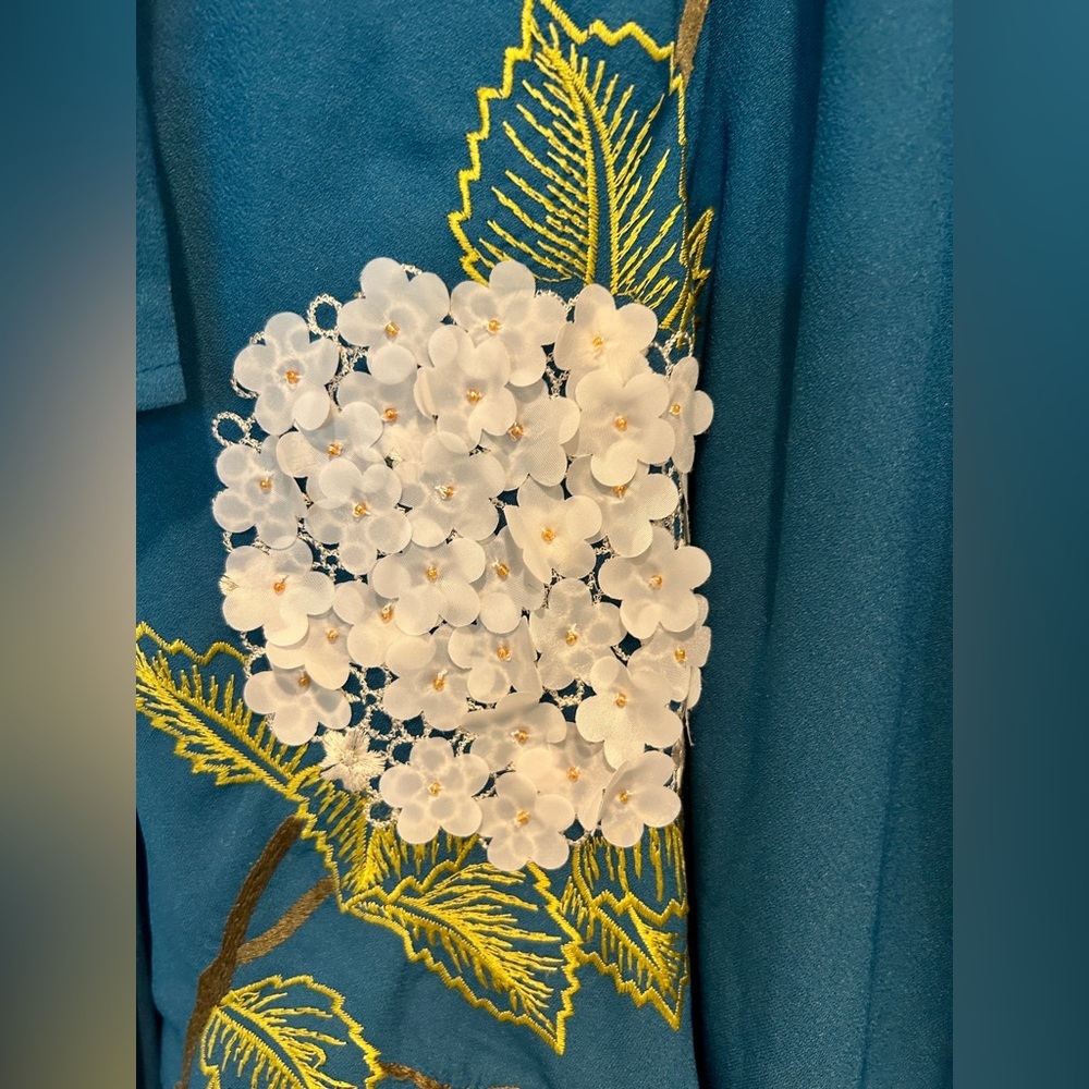 Anthropologie Varun Bahl Hydrangea Floral Dress Blue Applique Embroidery Sz 12 - Picture 3 of 11
